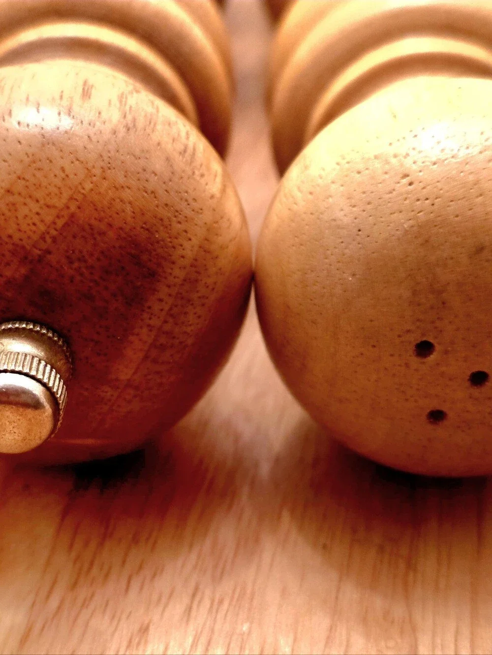 Vintage Wooden Salt And Pepper Mills Light Wood
